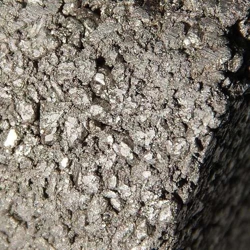 Губчатый титан