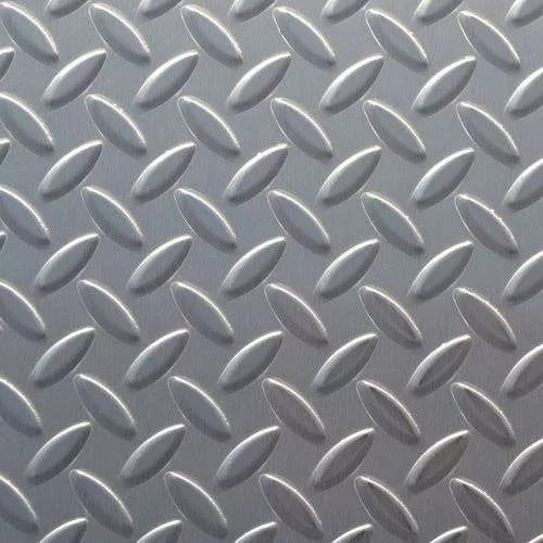 Стальной рифленый лист