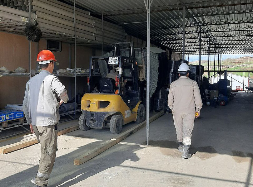 Скальные листы для строительства Байсунского ГПЗ